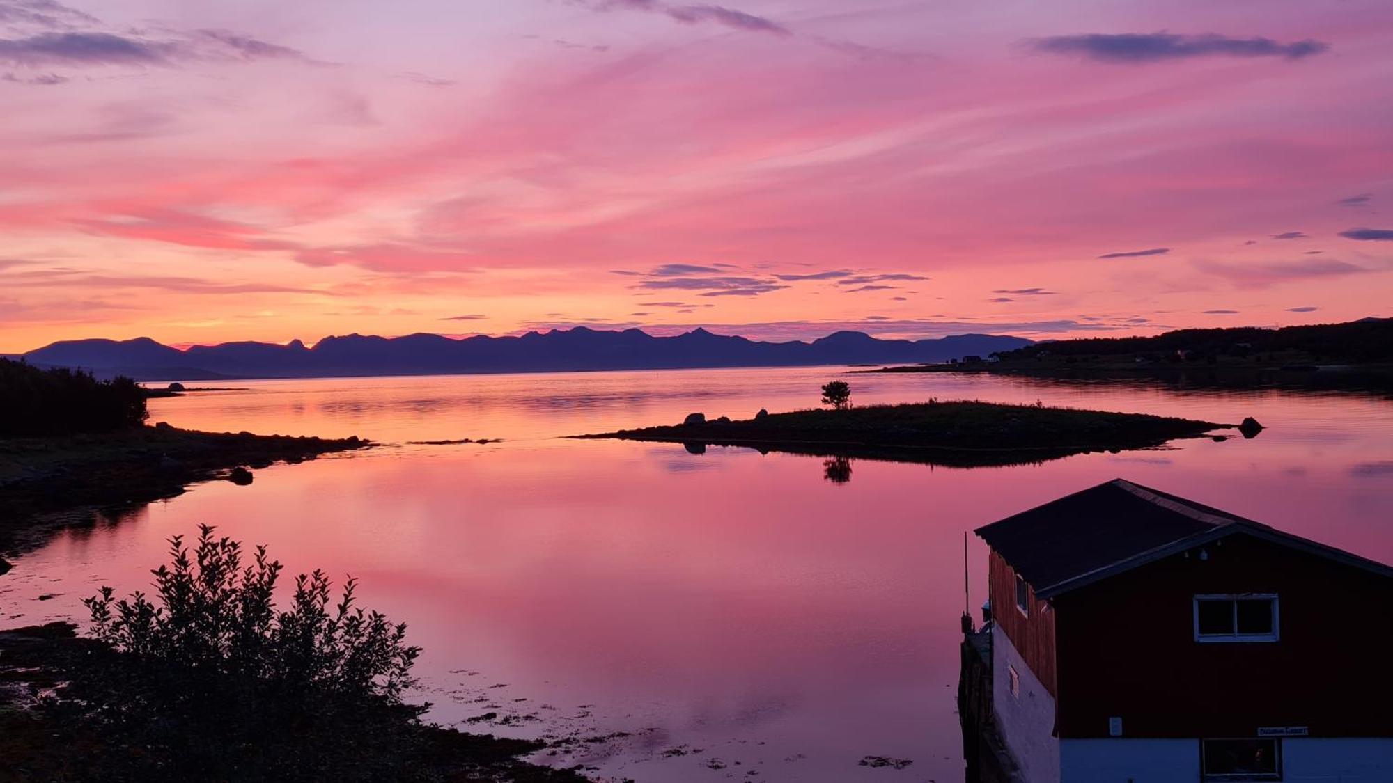 Prima Lofoten Myrland Екстериор снимка